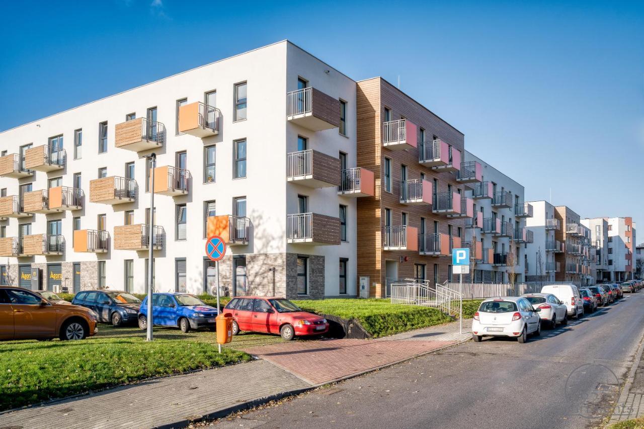 1555 Apartments II Z Miejscem Parkingowym Торунь Екстер'єр фото